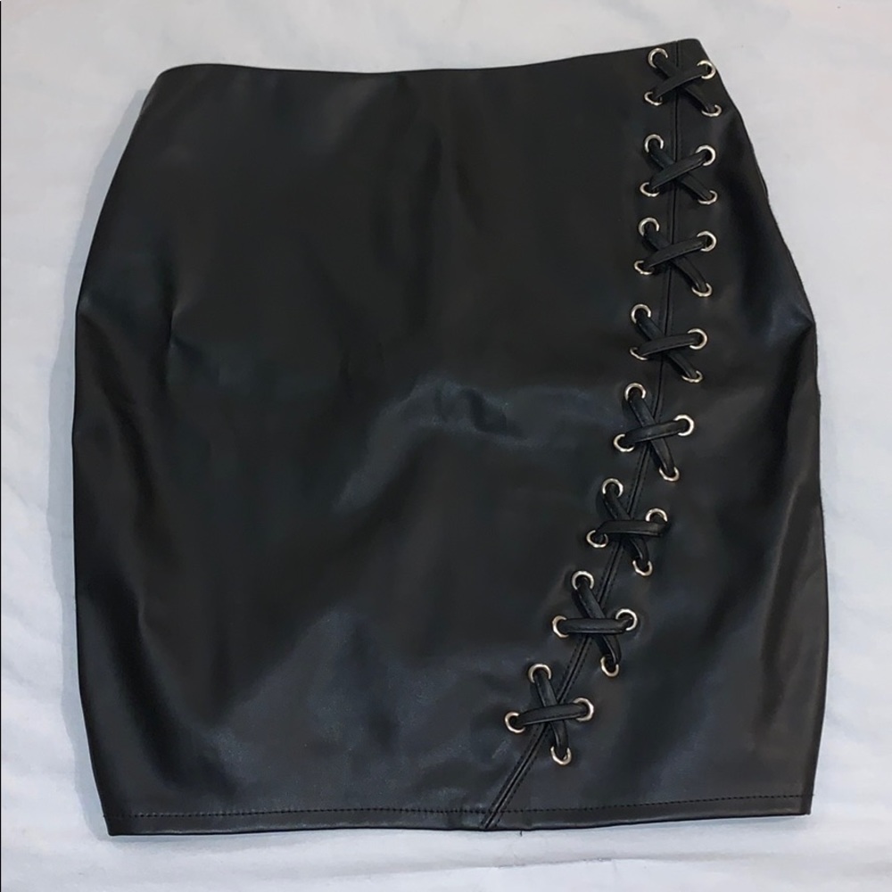 Pencil skirt
